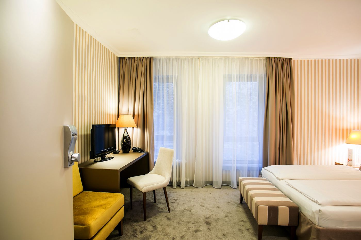 Ambra-Hotel-Room-22