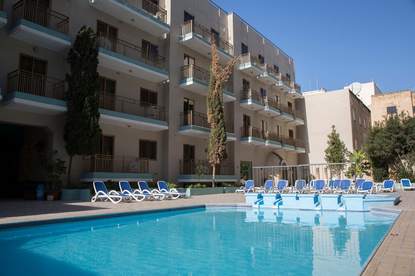 The-Bugibba-Hotel-Pool-1