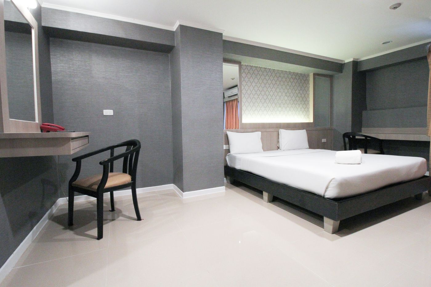 Convenient-Park-Bangkok-Sukhumvit-Room-31
