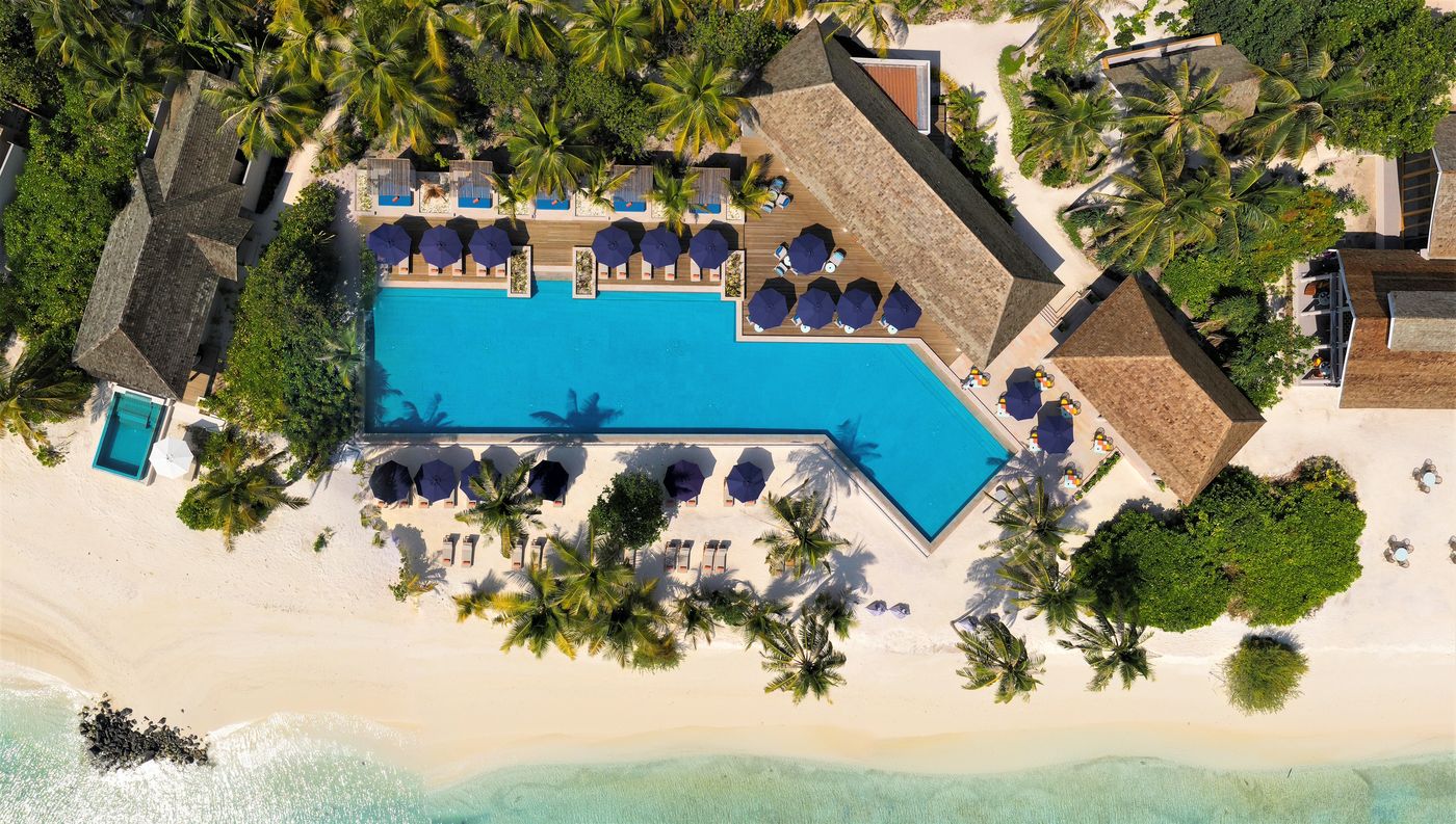 Emerald Faarufushi 20