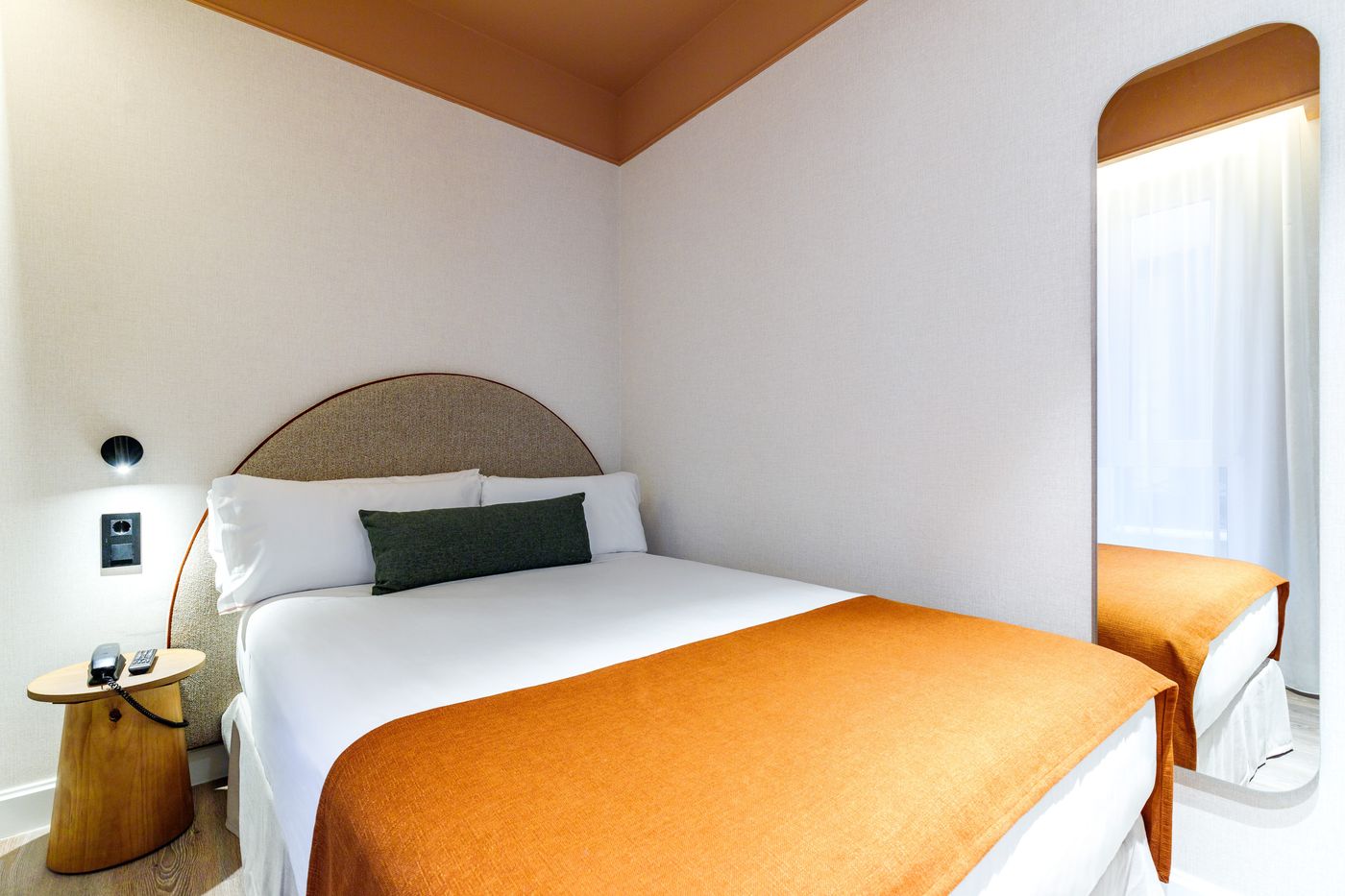 Petit-Palace-Puerta-del-Sol-Room-40