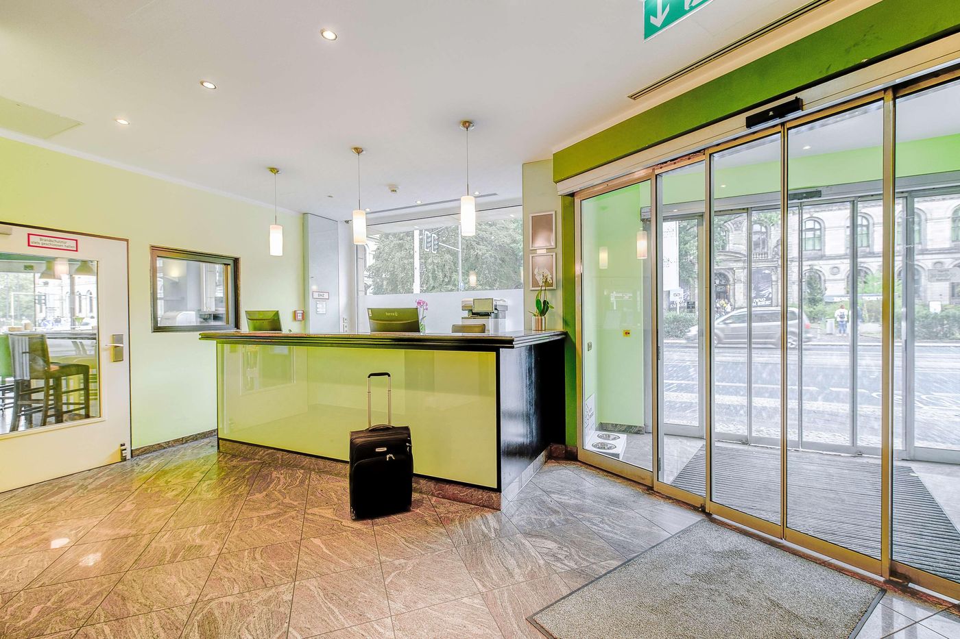 Berlin-Mitte-by-Campanile-Lobby-5