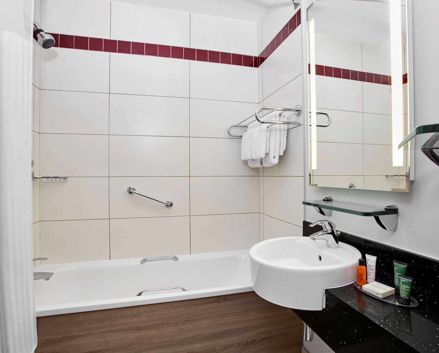 Hilton-Garden-Inn-Dublin-City-Centre-Room-23