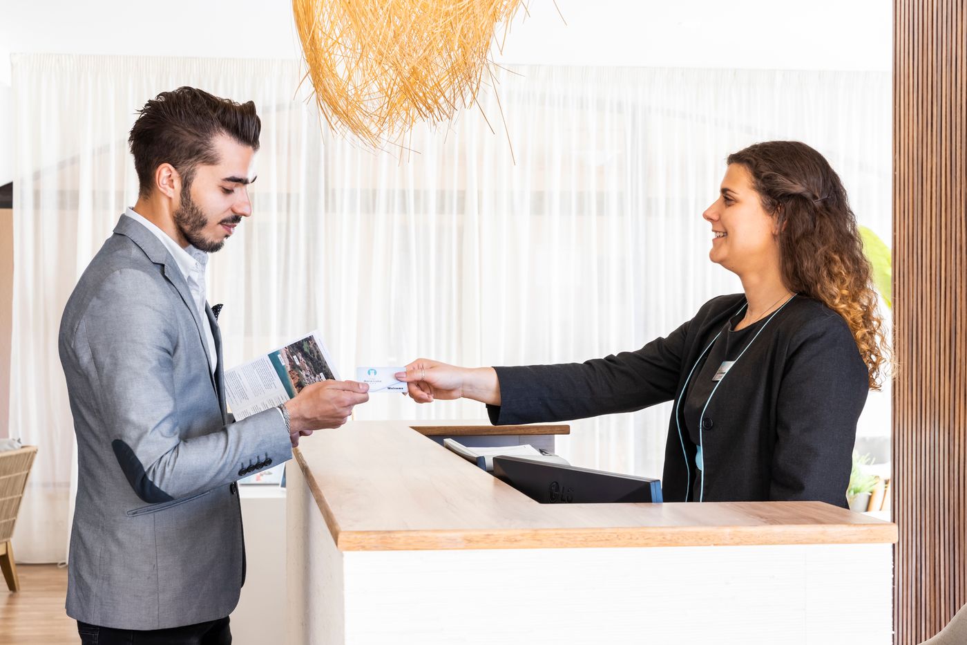 Clube-Maria-Luisa-Lobby-40