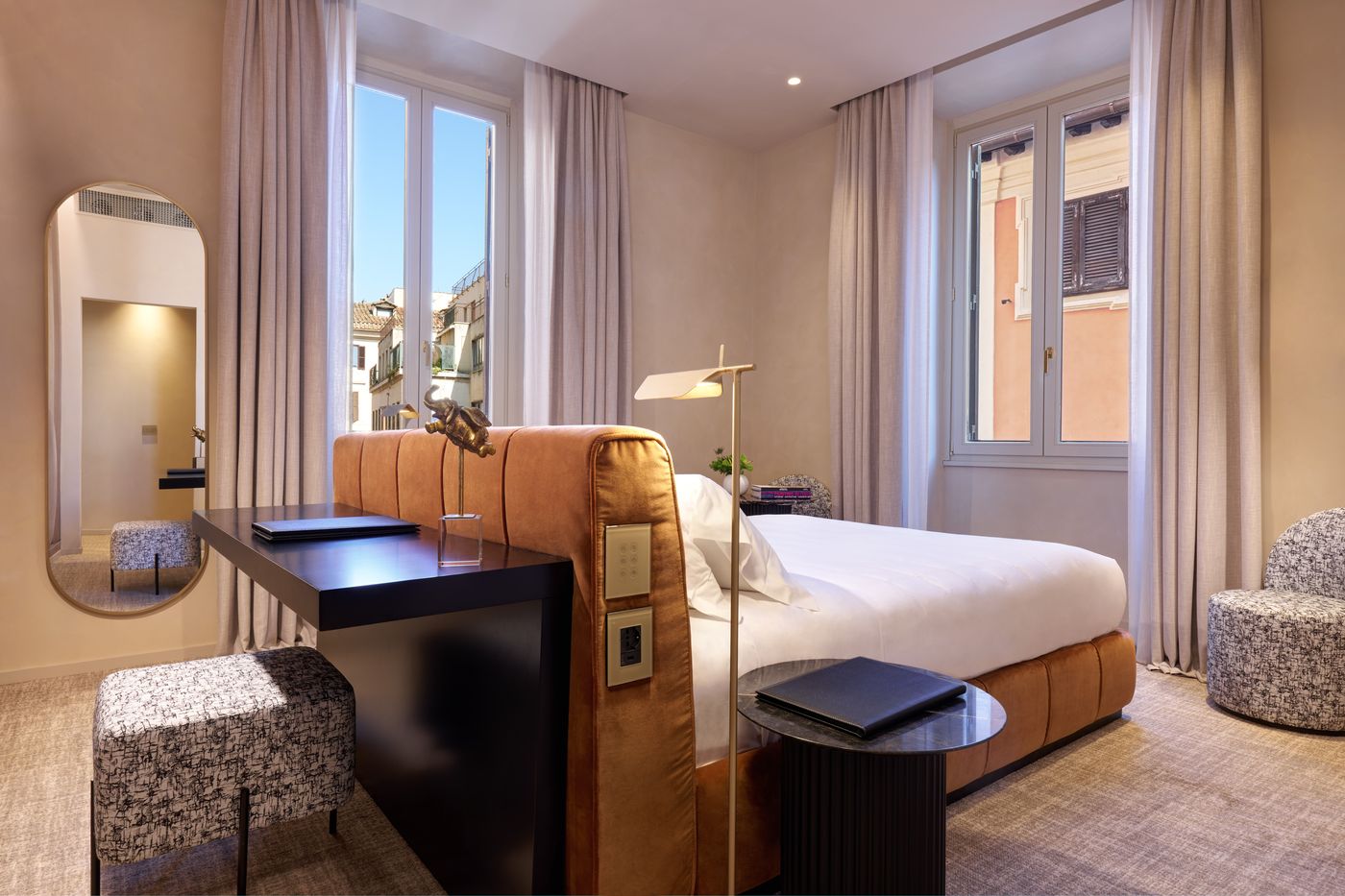 Borghese-Contemporary-Hotel-Room-3