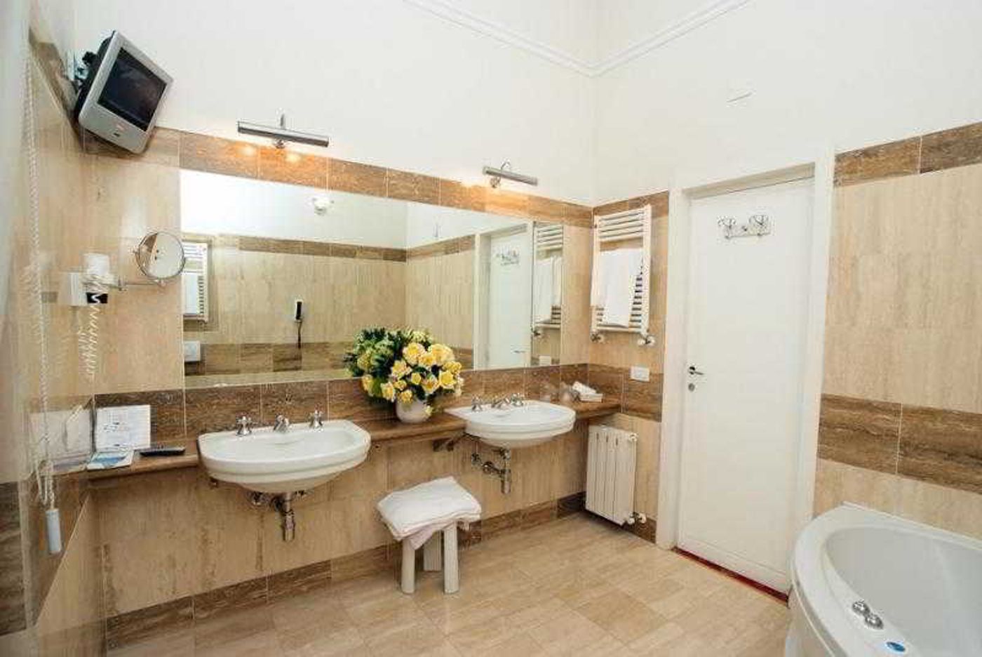 Grand-Hotel-Tamerici---Principe-Room-24