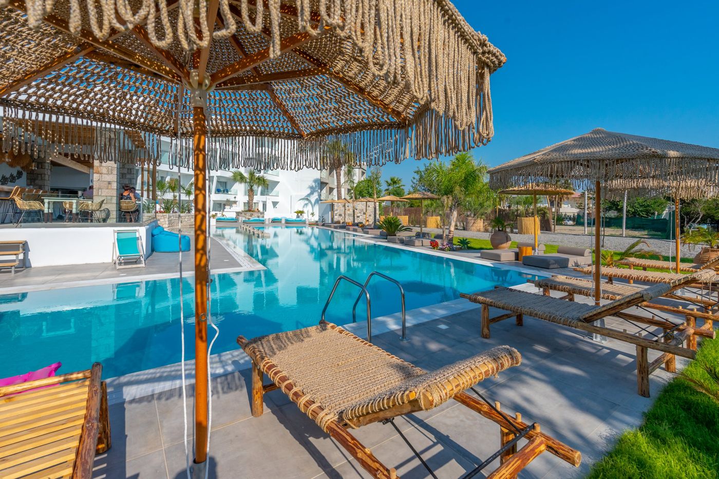 Kouros Home - Adults Only (16+)