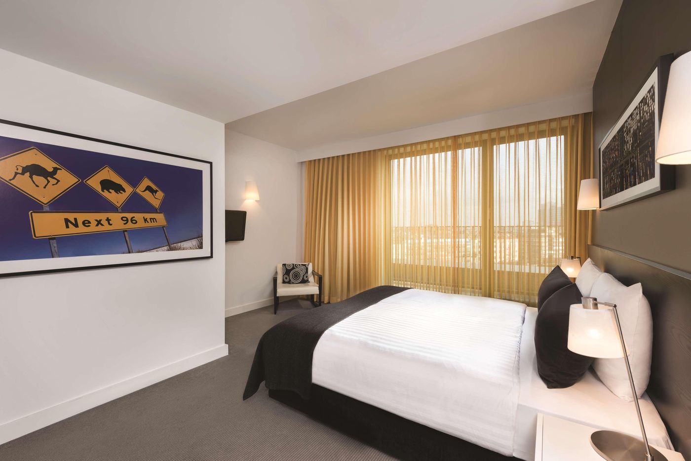 Adina-Apartment-Hackescher-Markt-Room-35