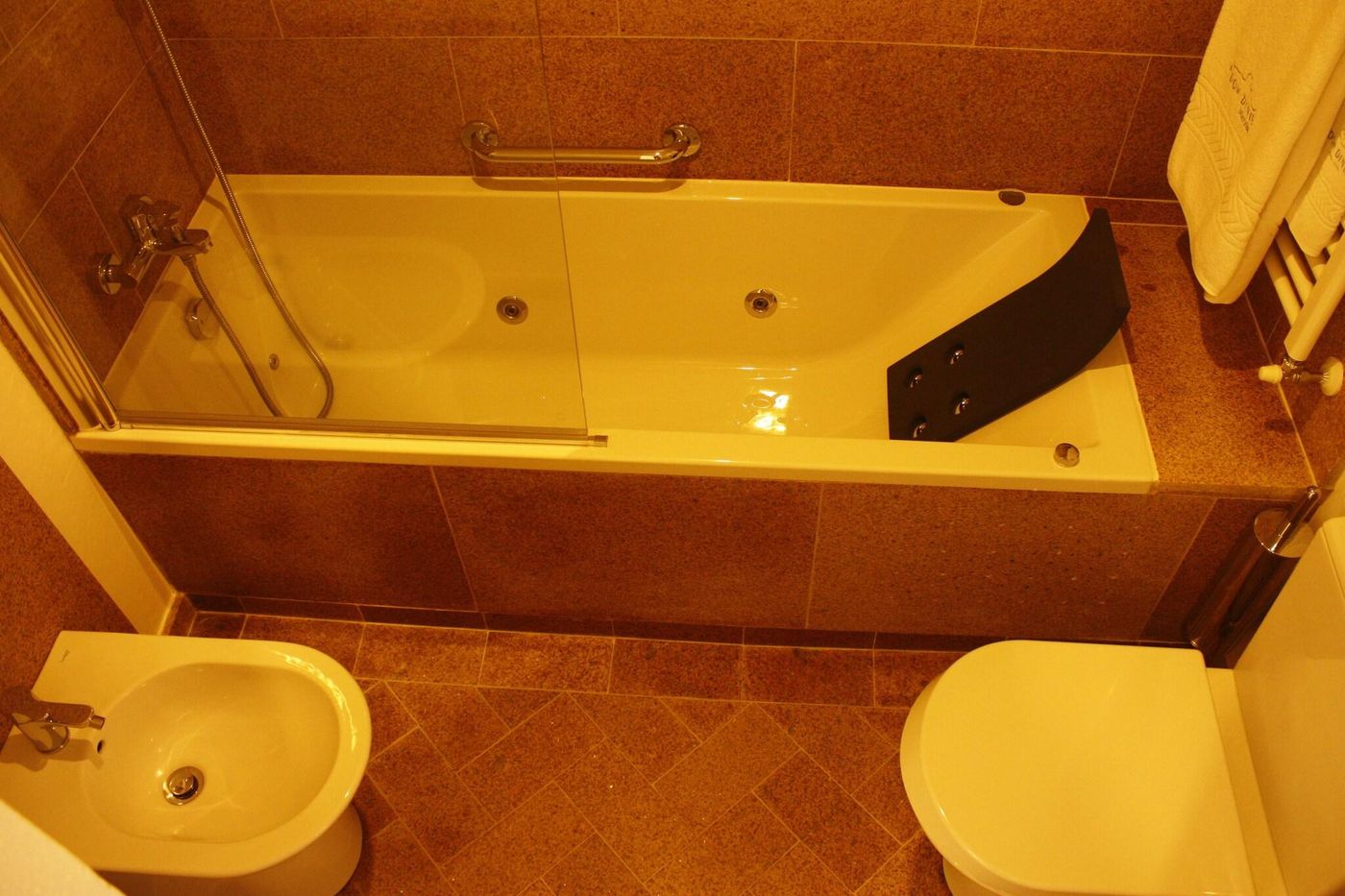 Dom-Dinis-Sports-and-Entertainment-12