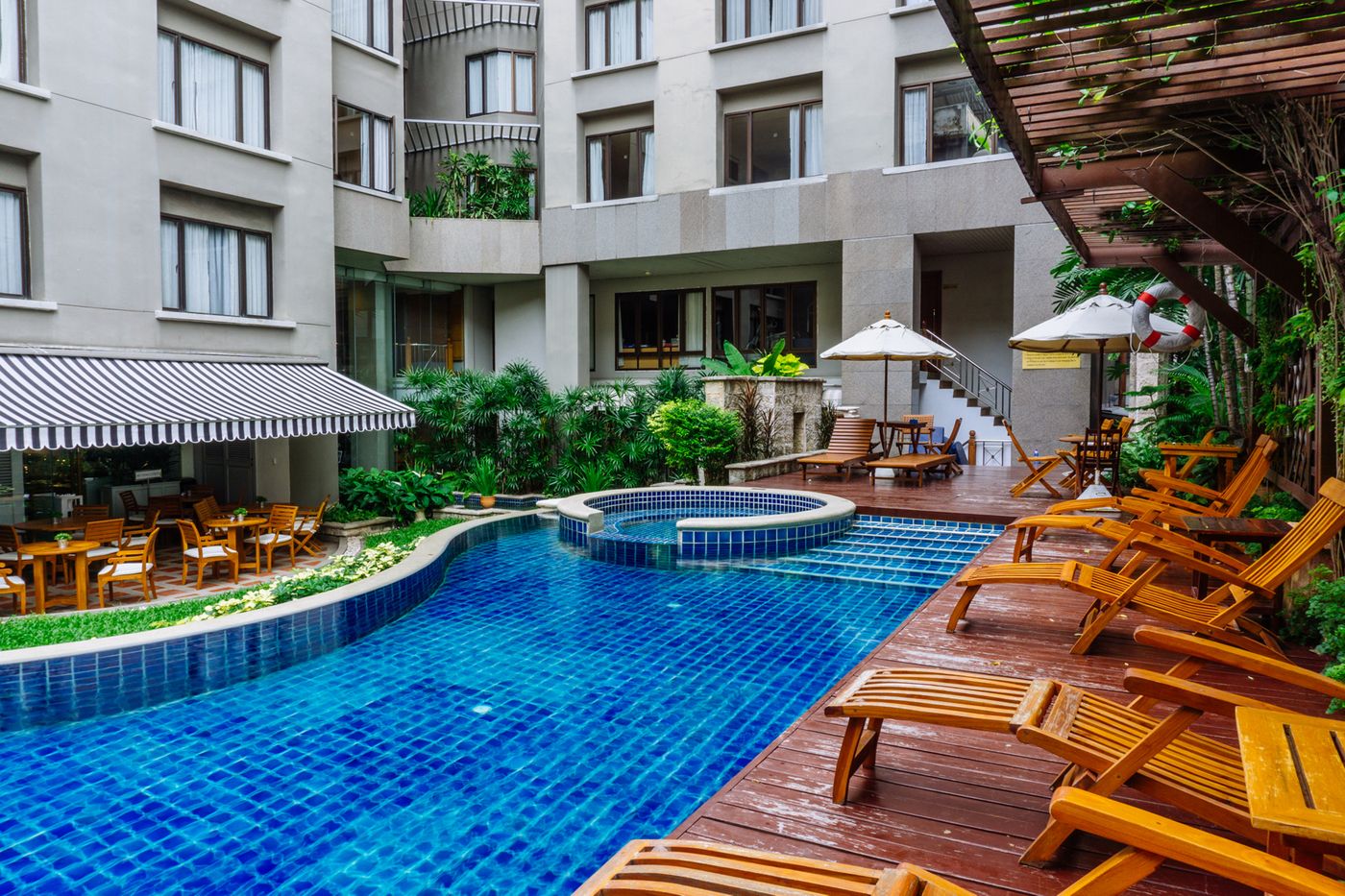 Silom-Serene-Boutique-Pool-2