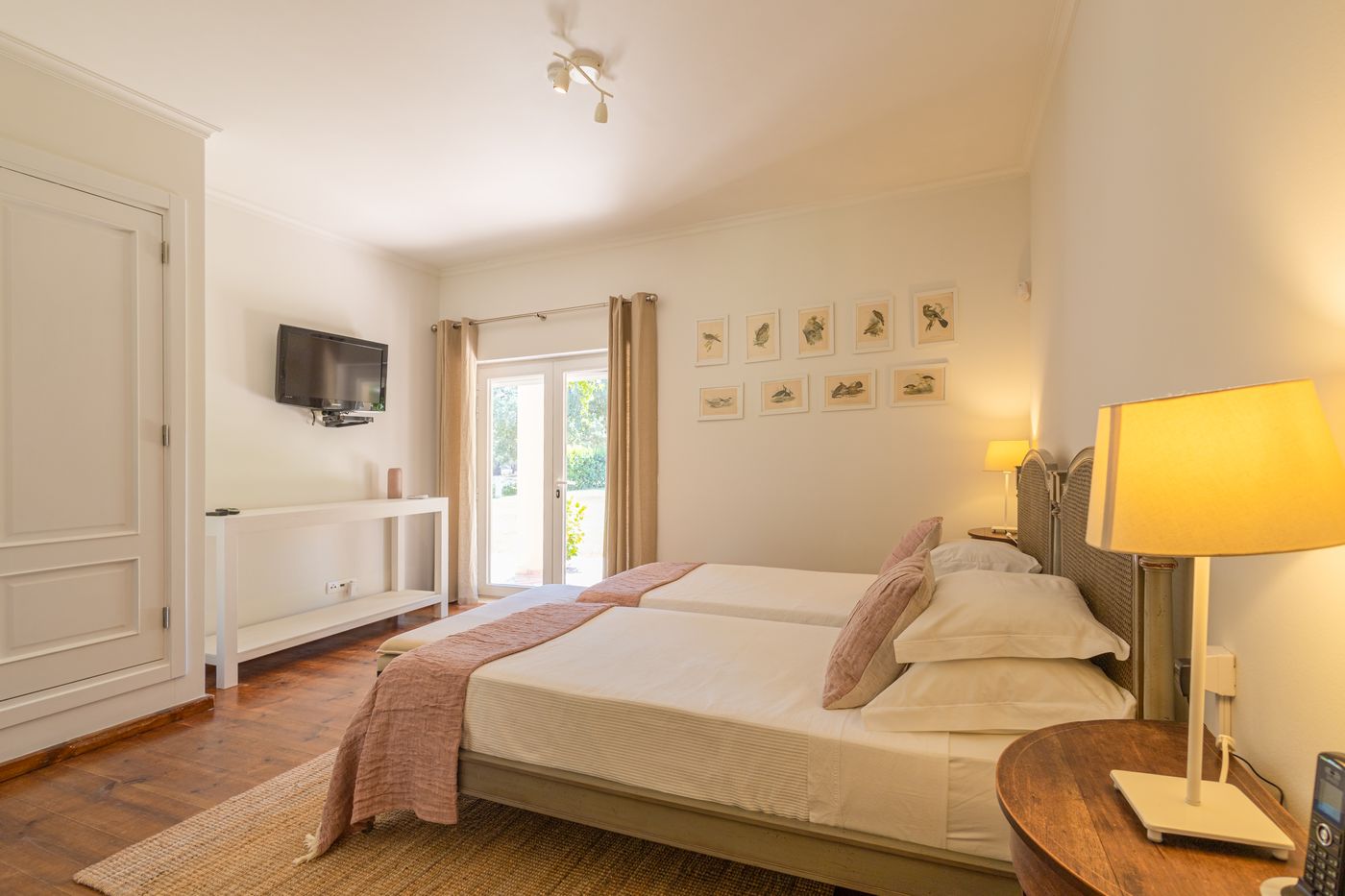 Casa-Das-Cegonhas-Room-12