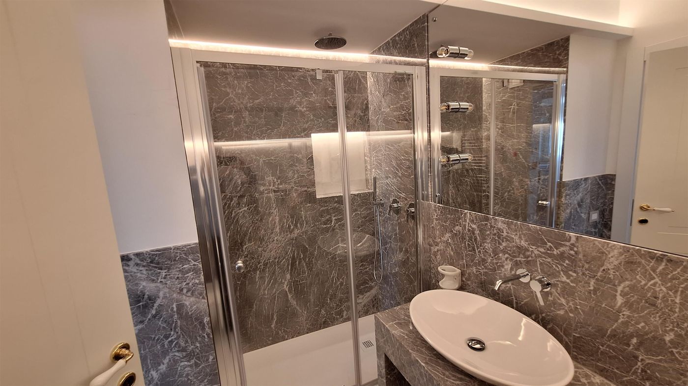 BEST-WESTERN-Hotel-Rivoli-Room-51