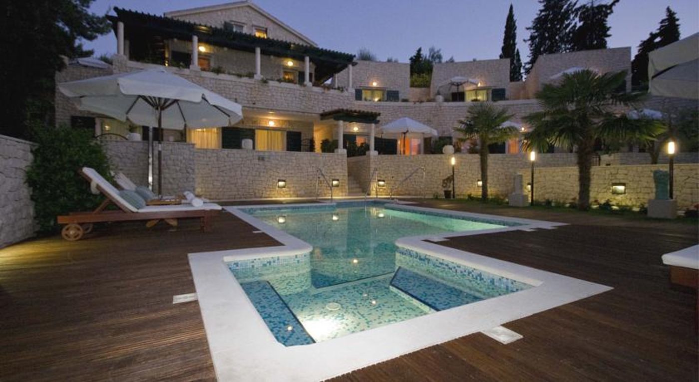 Bracka Perla - Adults Only