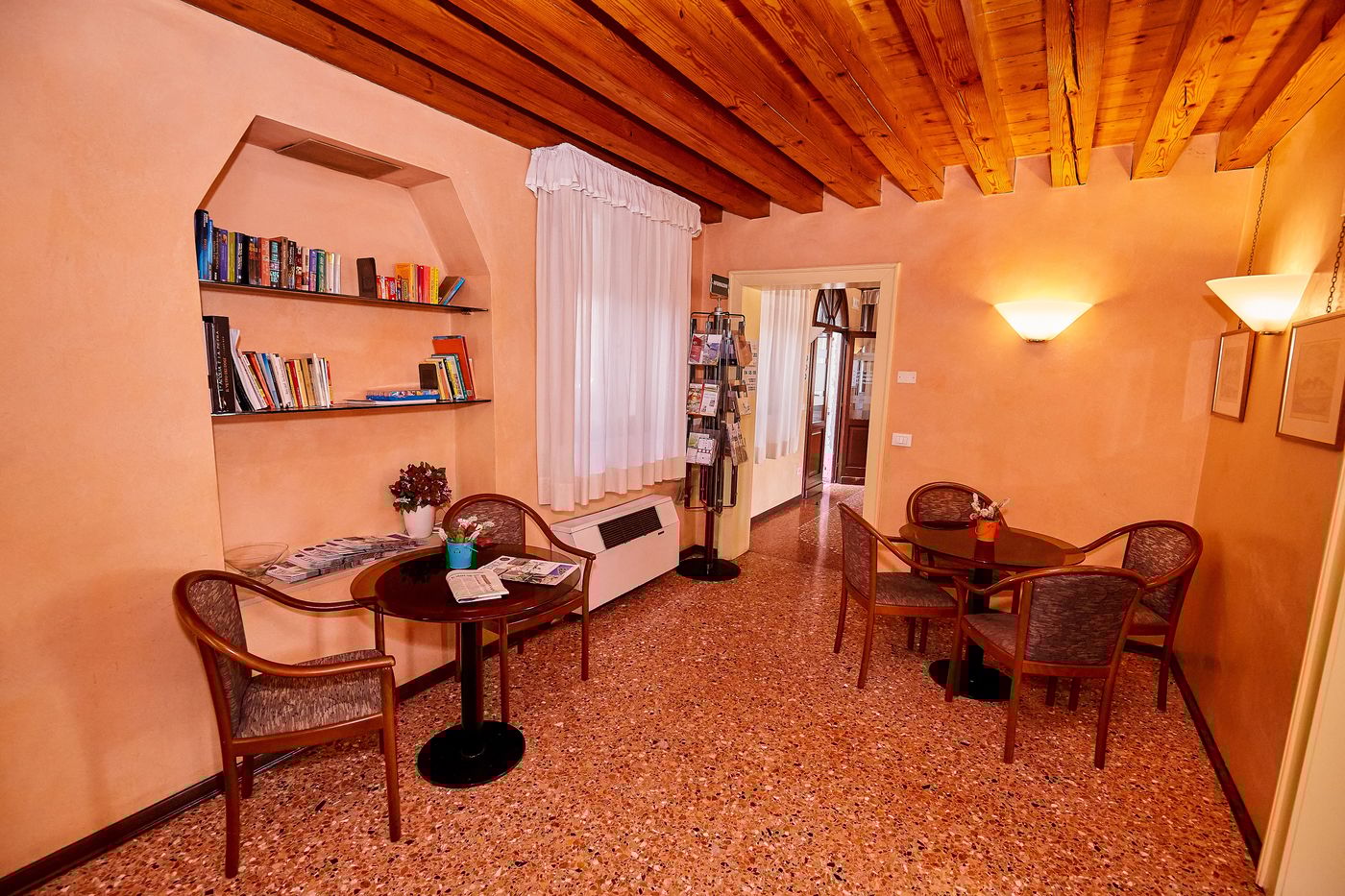 Riviera-dei-Dogi-Lobby-5