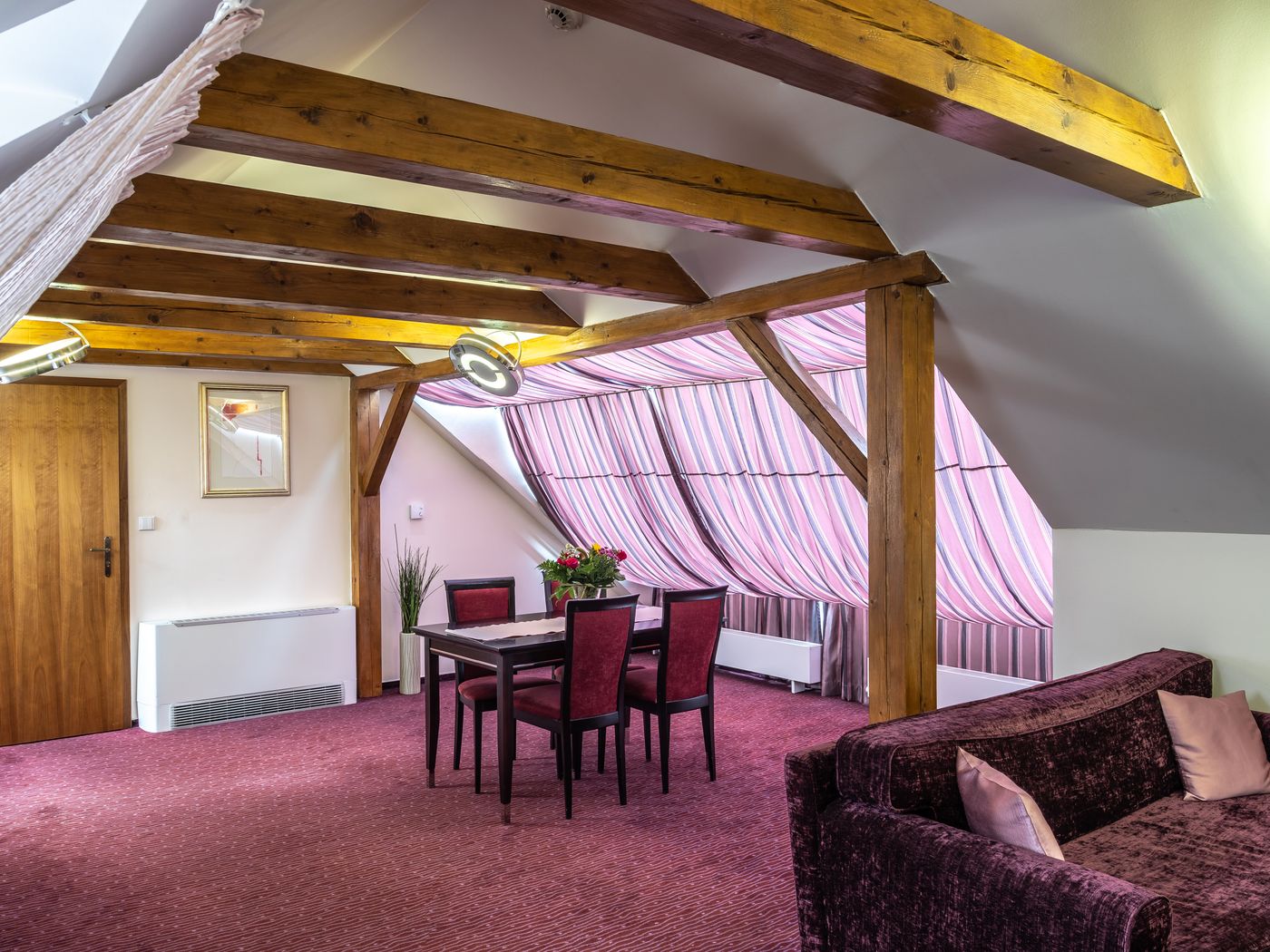 EA-Hotel-Embassy-Prague-Room-30