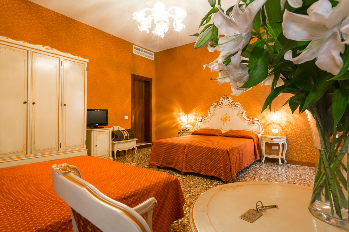 Palazzo-Guardi-Room-23