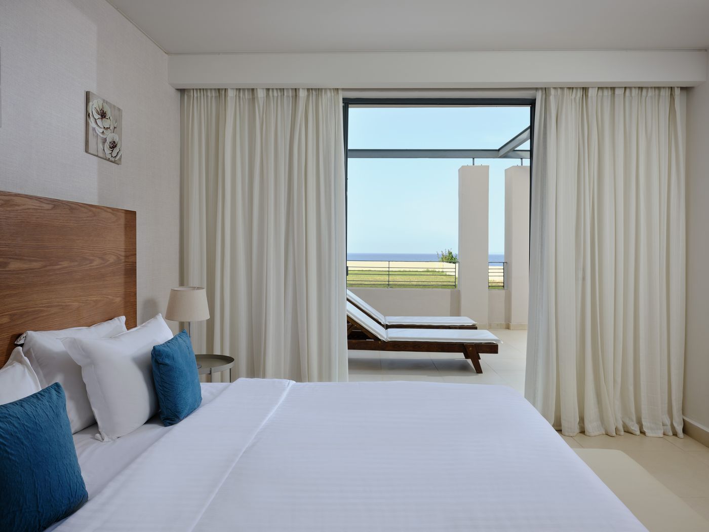 Eleon-Grand-Resort---Spa-Room-28