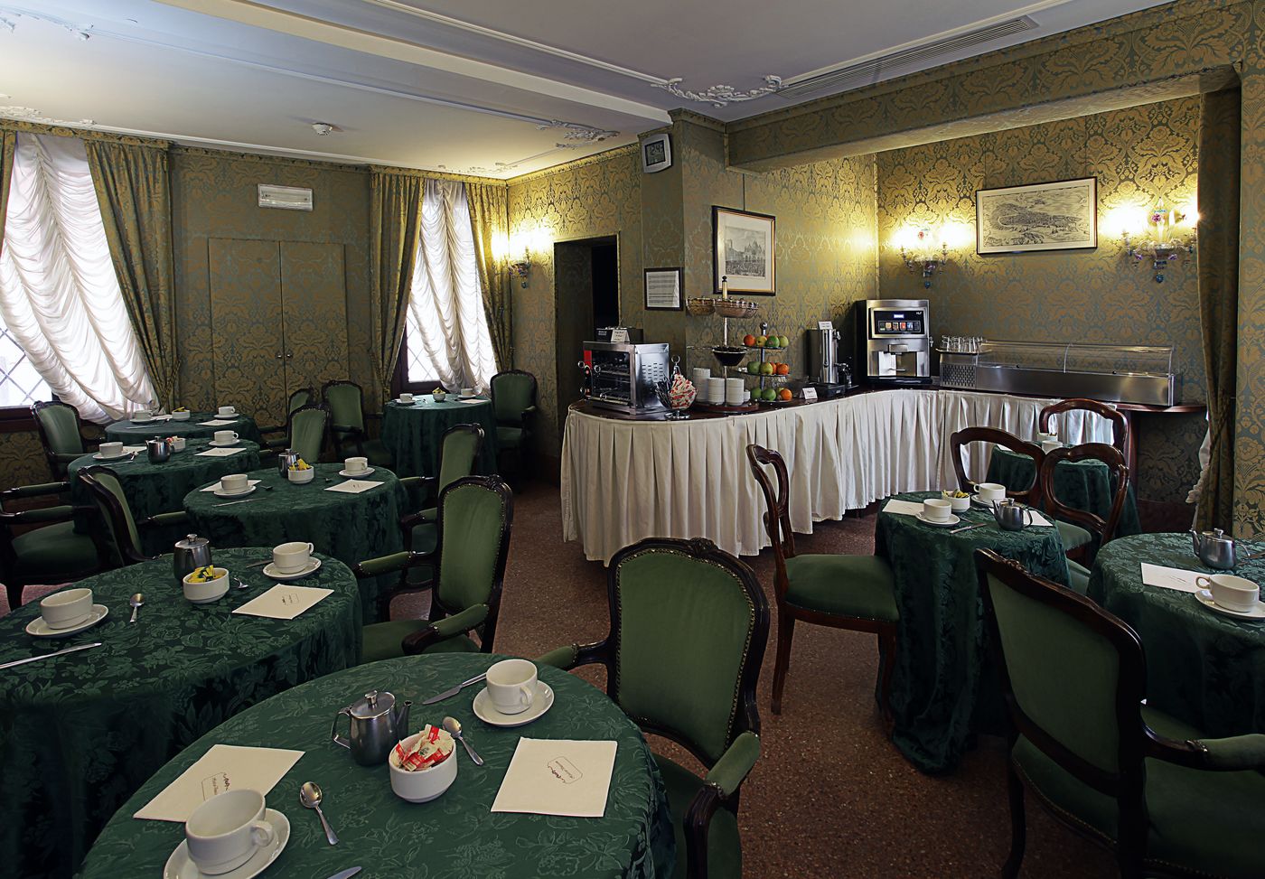 Ateneo-Restaurant-22