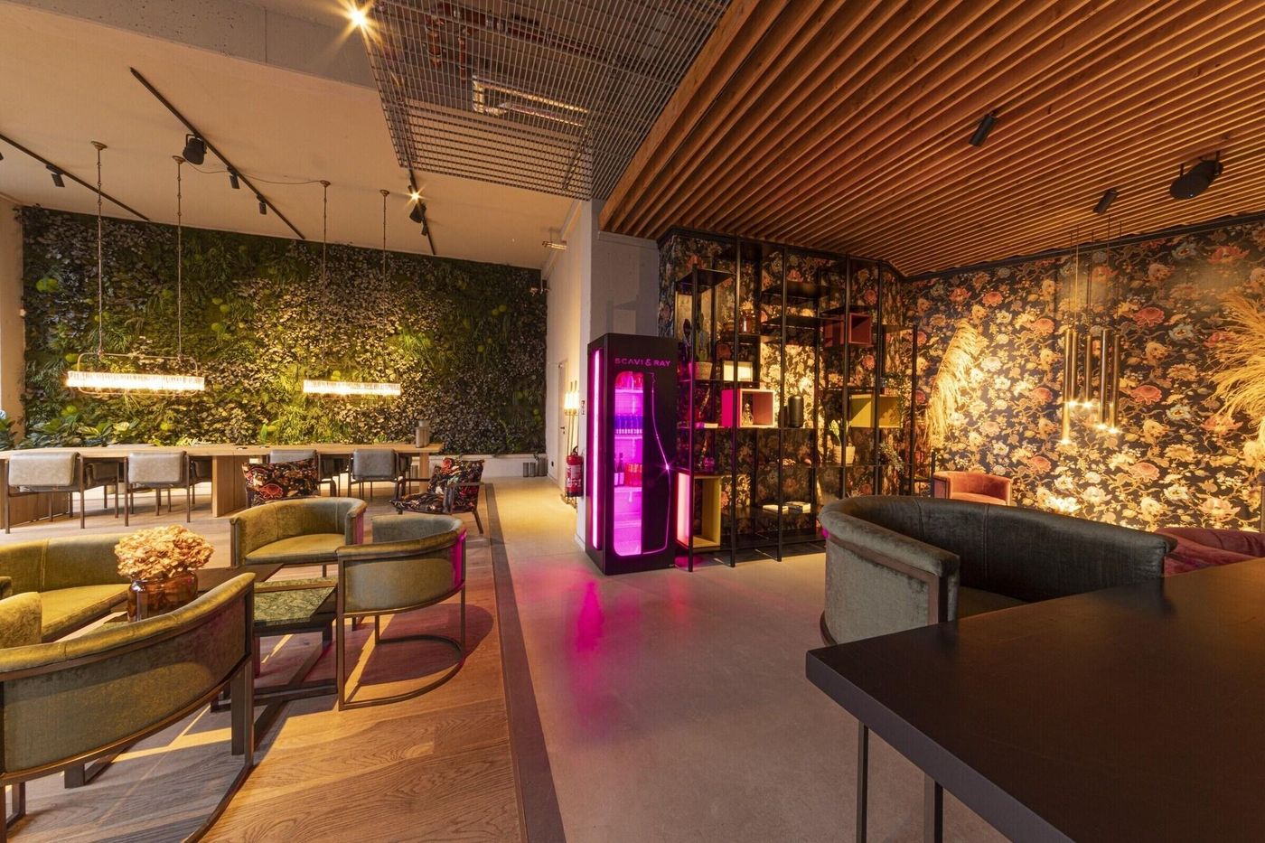 Aeronaut-Serviced-Apartments-powered-by-Pearl1-Lobby-17