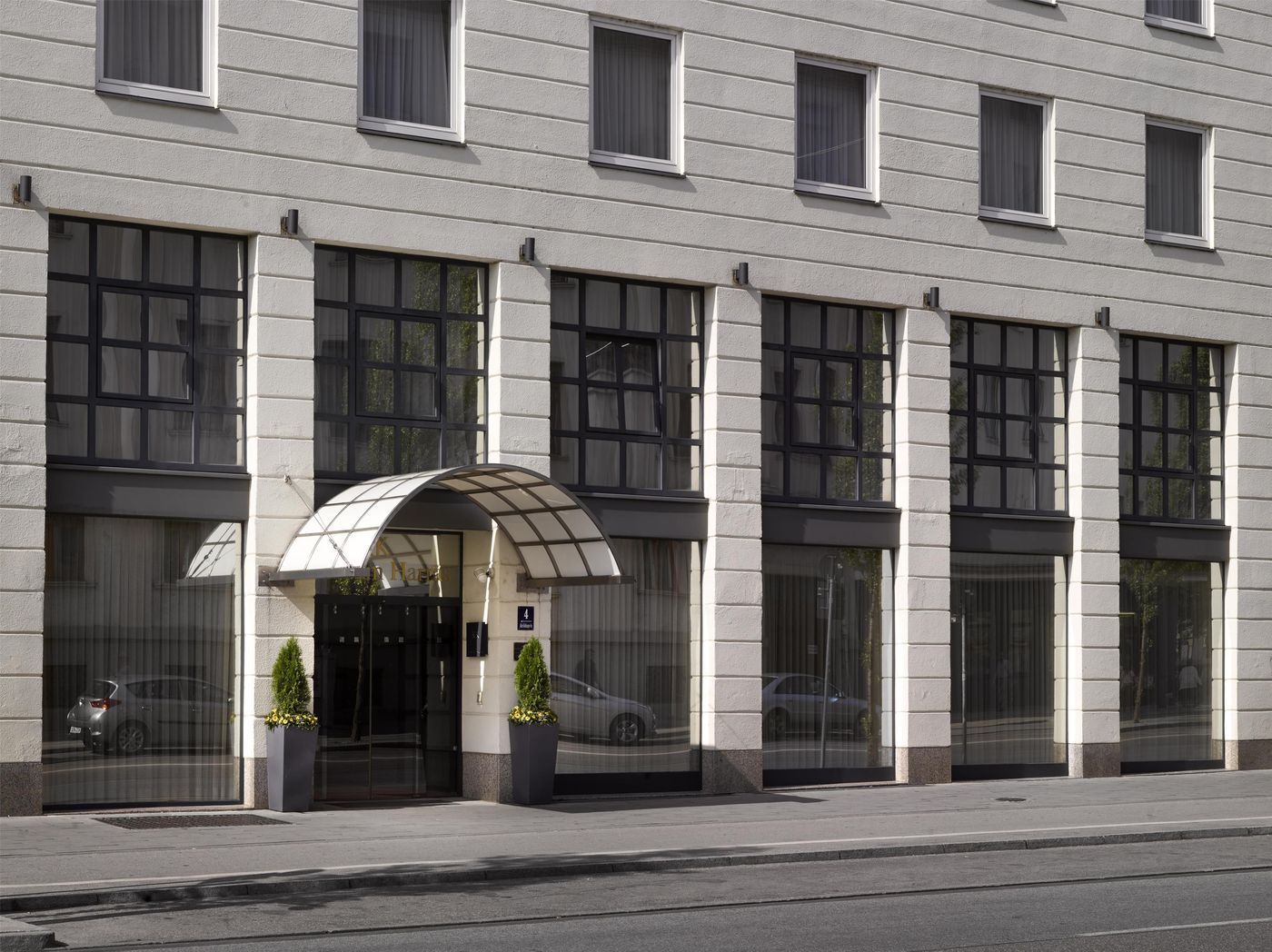 K-K-Hotel-am-Harras-General-view-3