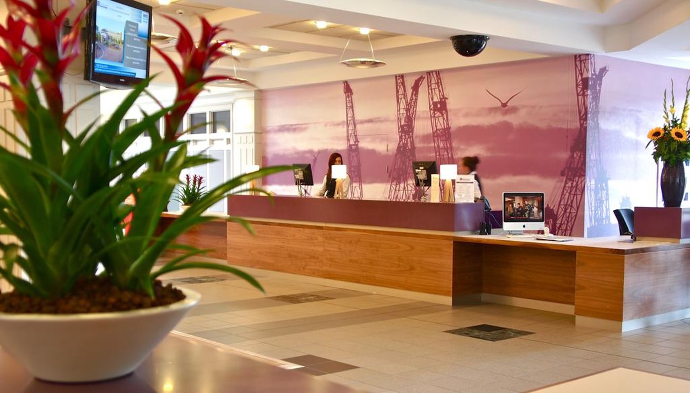 Golden Jubilee Conference Hotel-United Kingdom-GLASGOW-Lobby-8