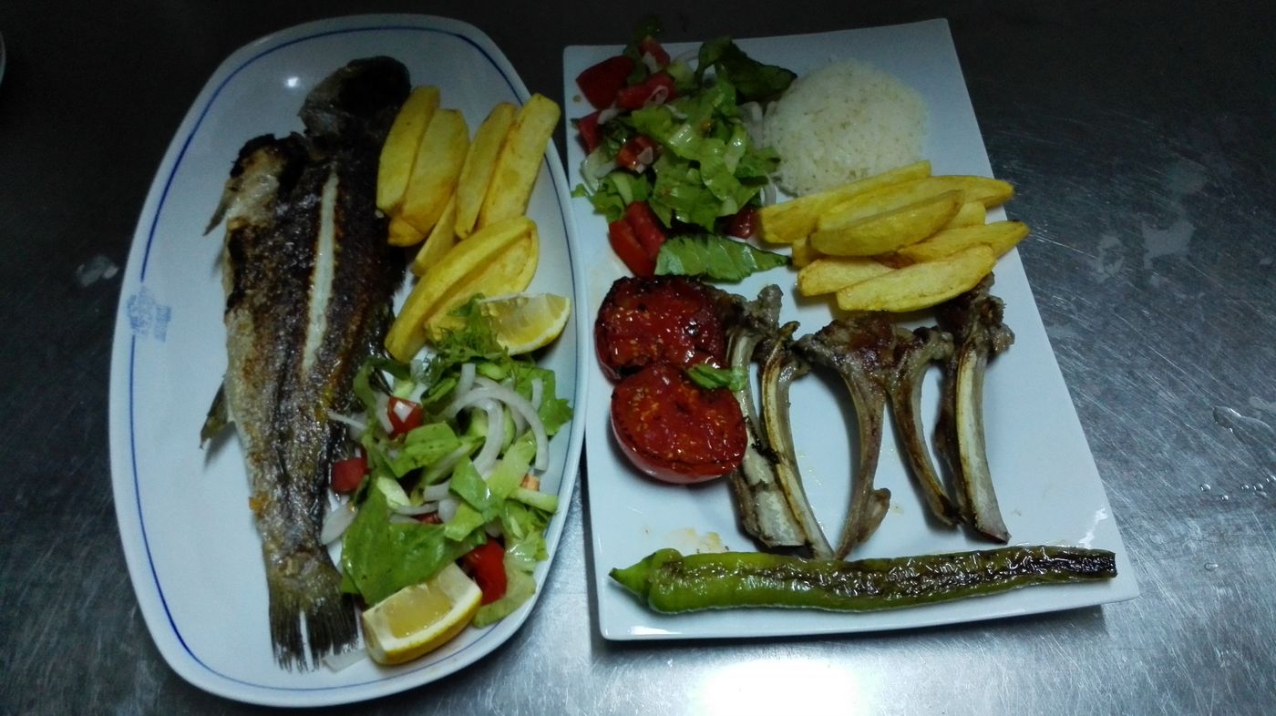 Happy-Apart-Hotel-Restaurant-74