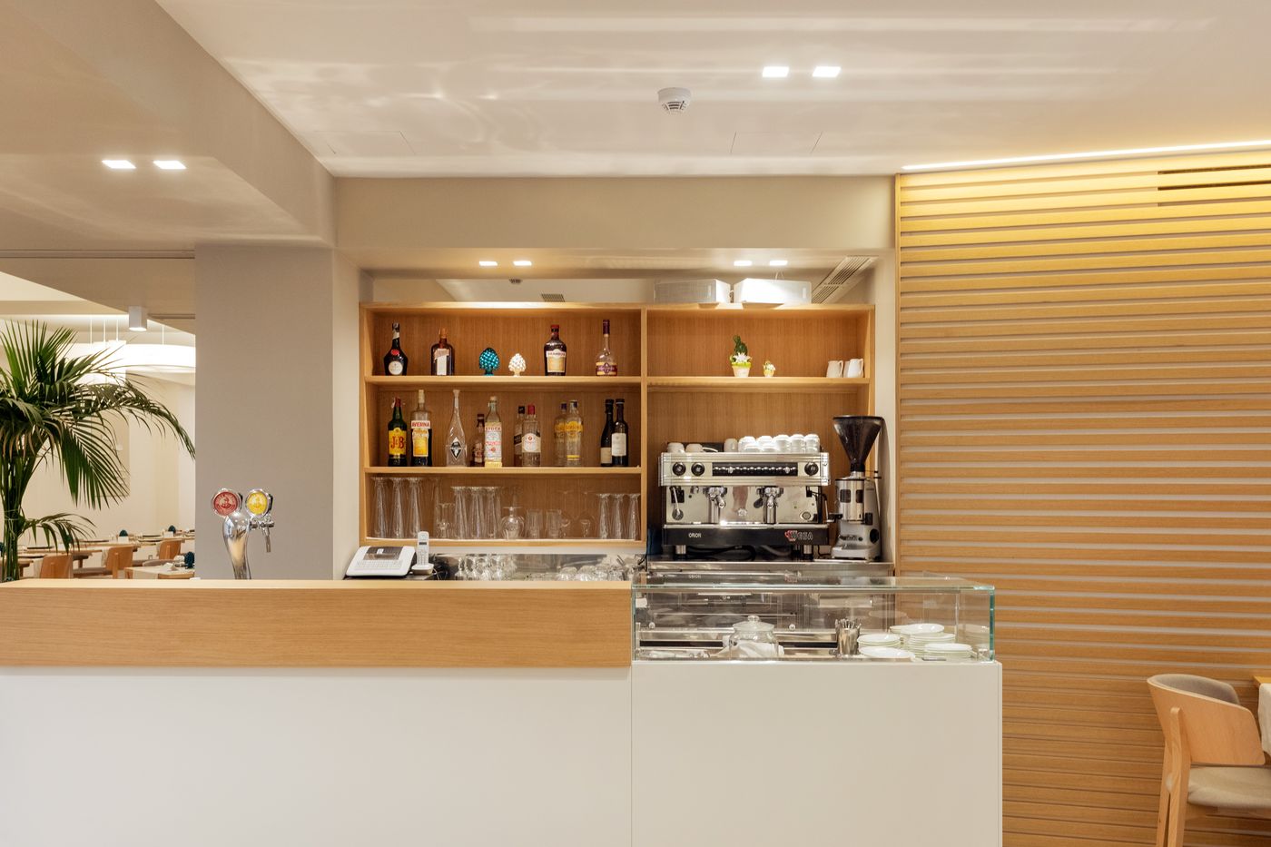 Albatros-Hotel-Restaurant-36