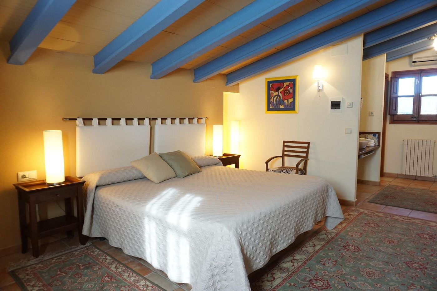 La-Sala-De-Camos-Room-19