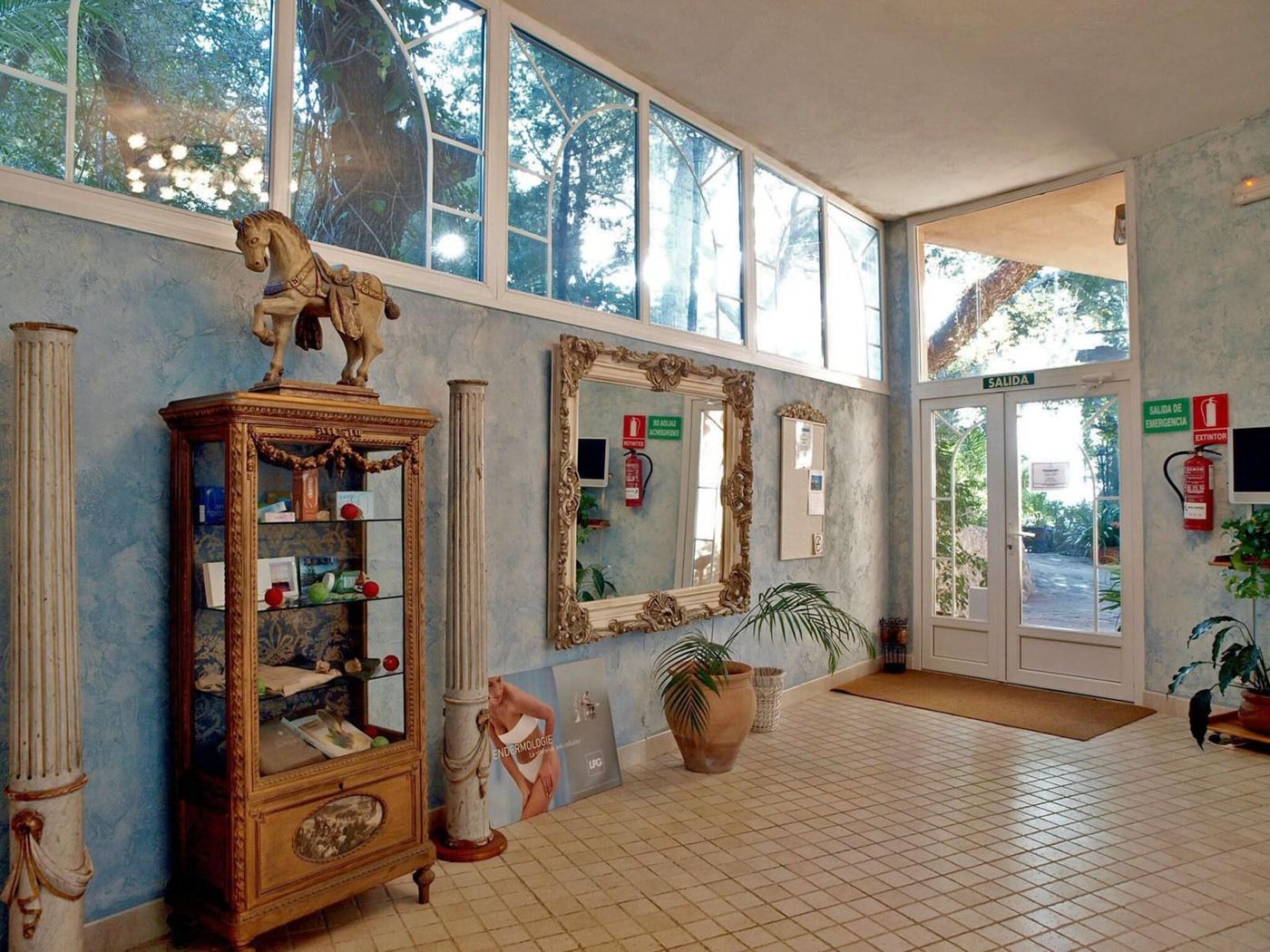 Termas-Marinas-el-Palasiet-Lobby-30