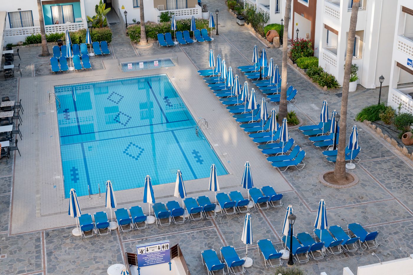 Kefalos-Damon-Hotel-Apartments-Pool-6