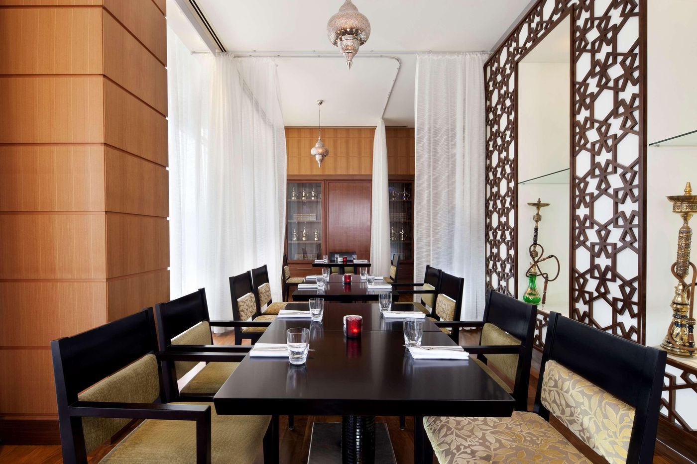 Grand-Hyatt-Doha-Hotel---Villas-Restaurant-45