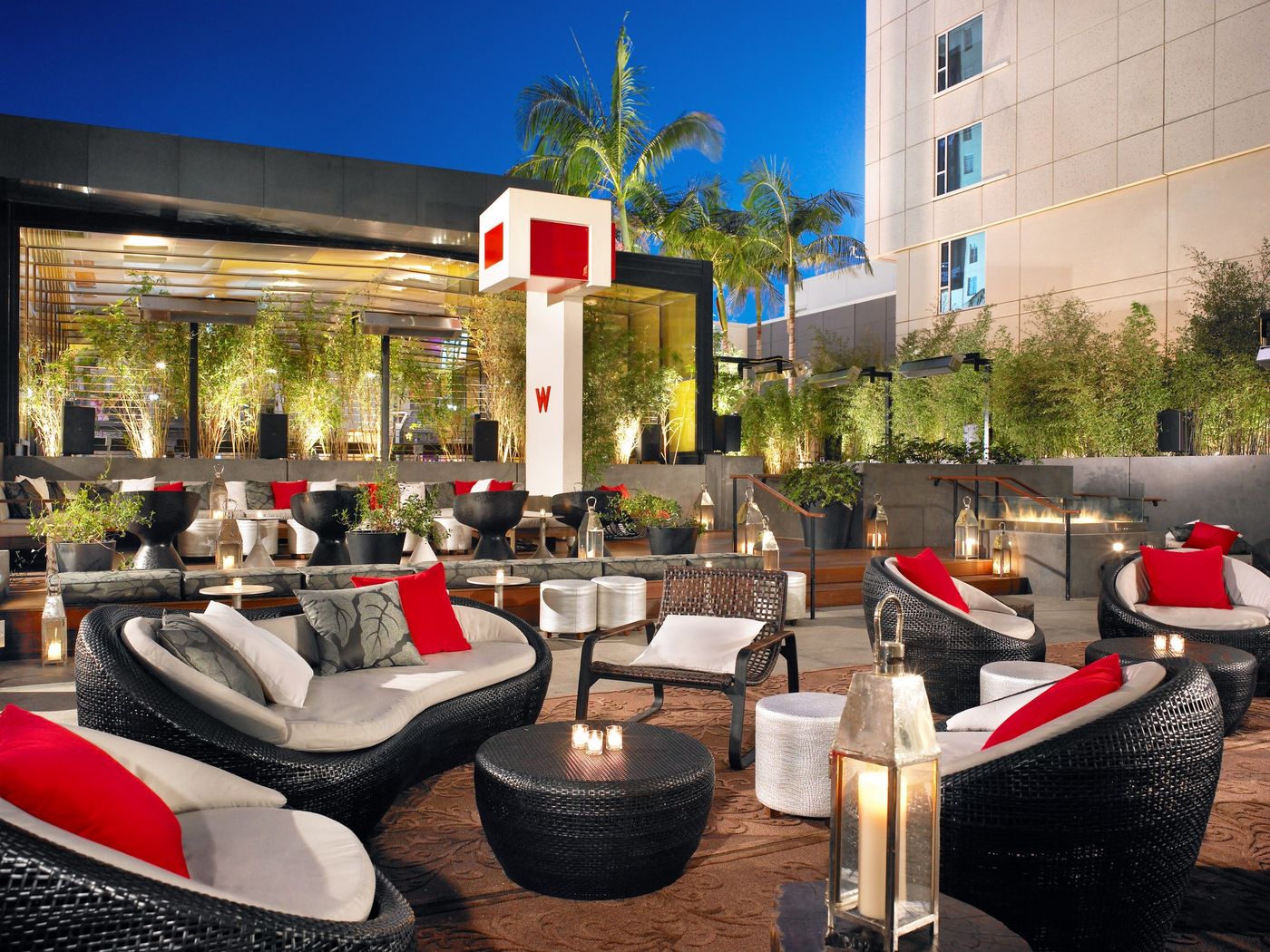 W-Hollywood-General-view-55