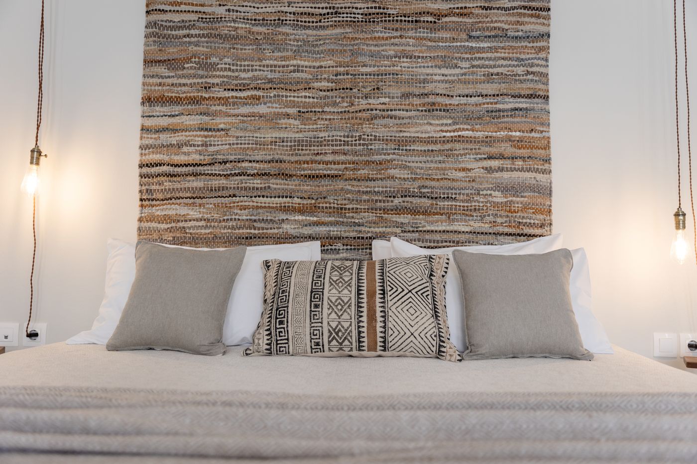 Scorpios-Beach-Room-25