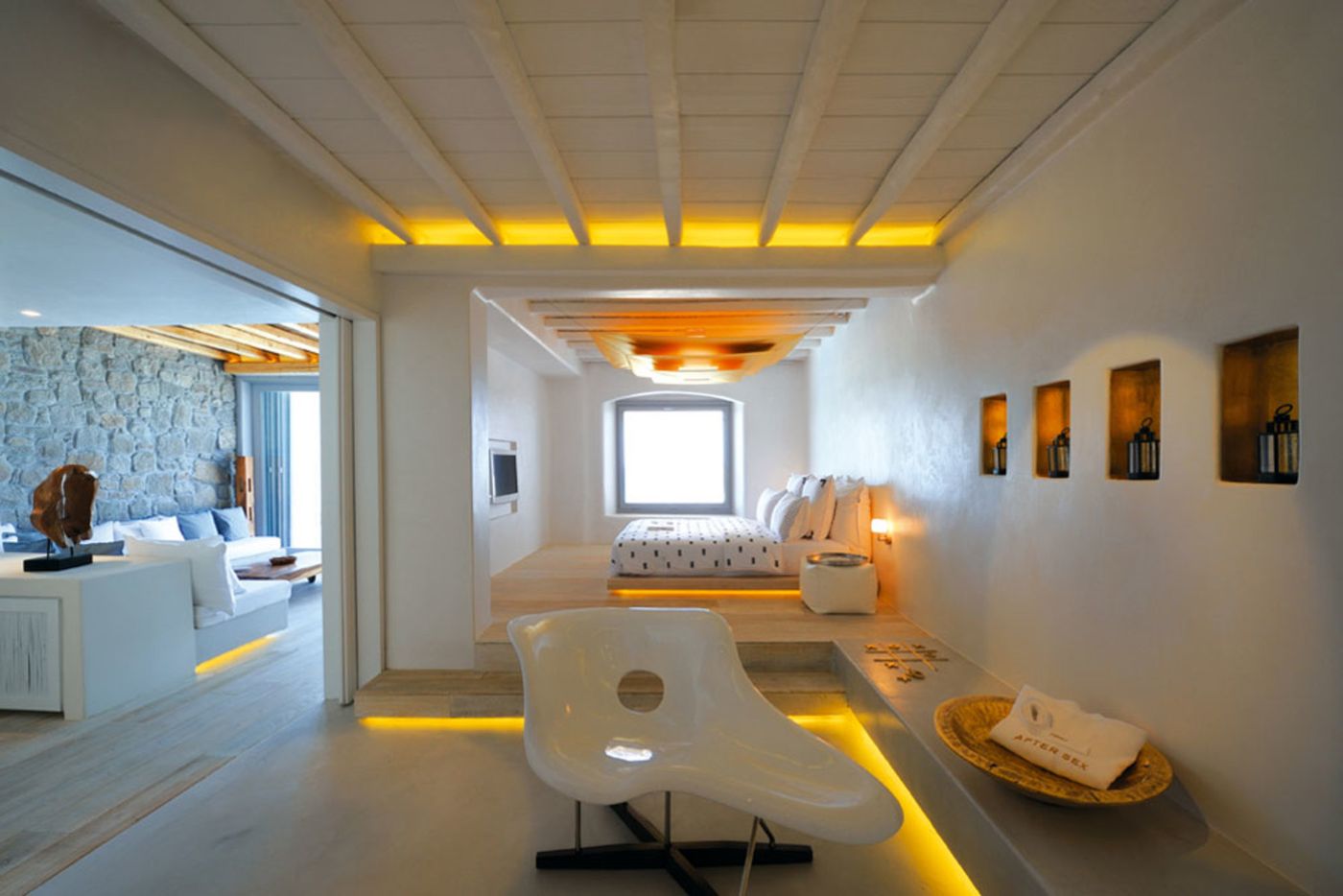Cavo-Tagoo-Hotel-Room-25