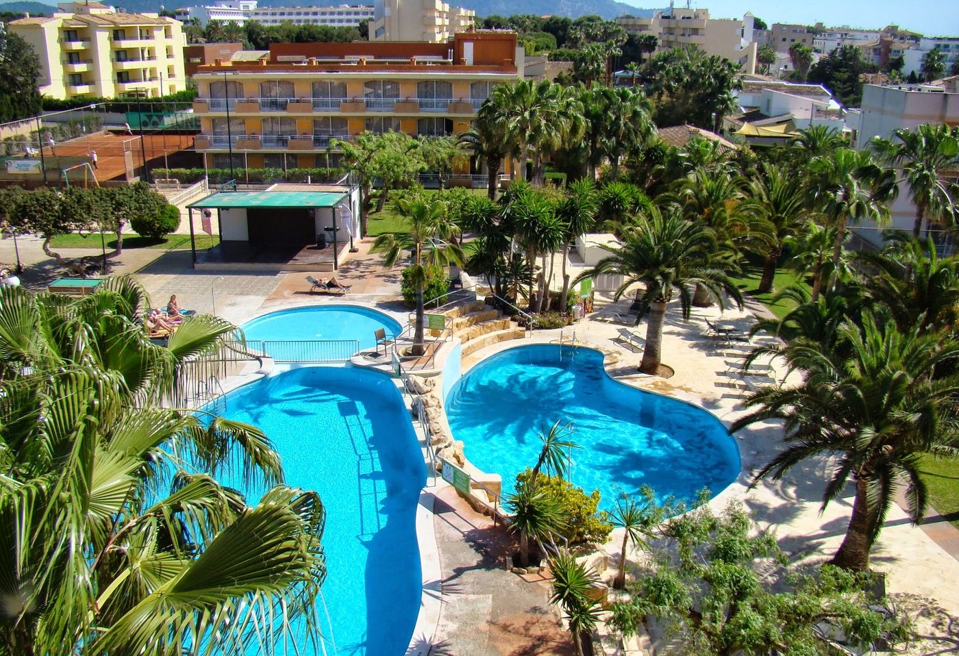 Club Simo Aparthotel