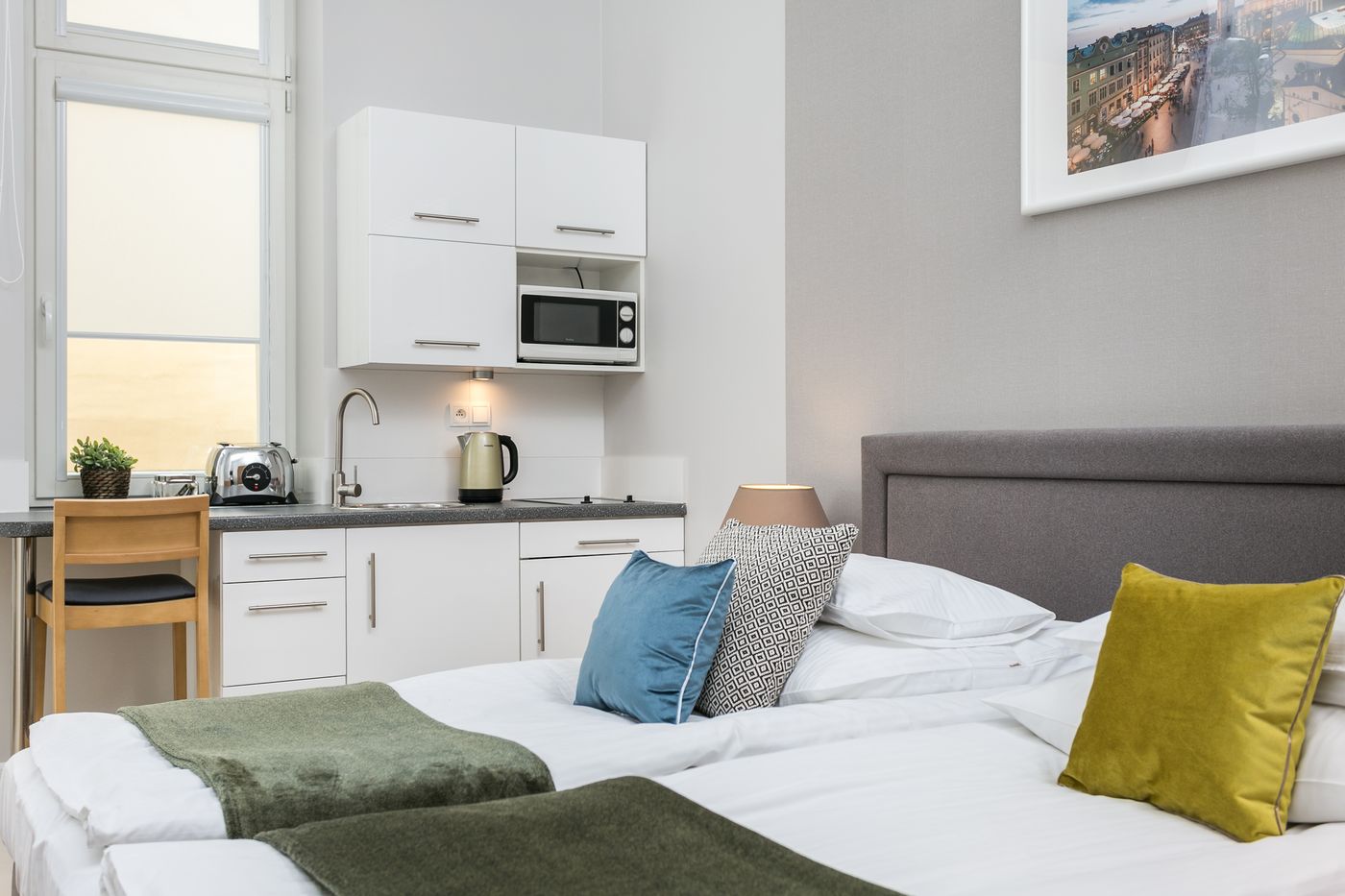 Venetian-House-Market-Square-Aparthotel-Room-28