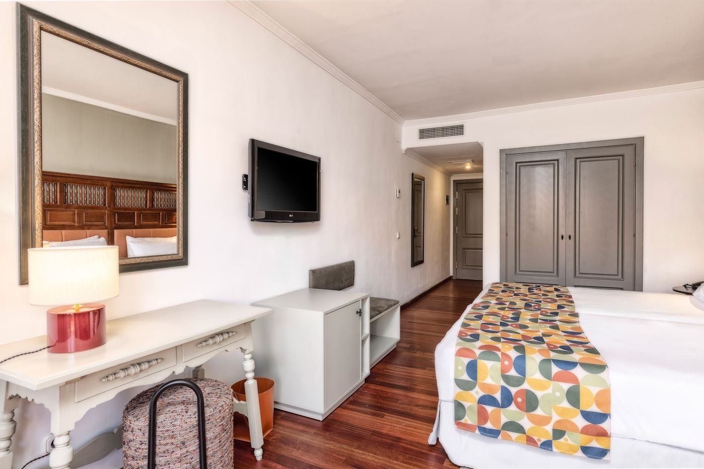 Parador-de-la-Palma-Room-37