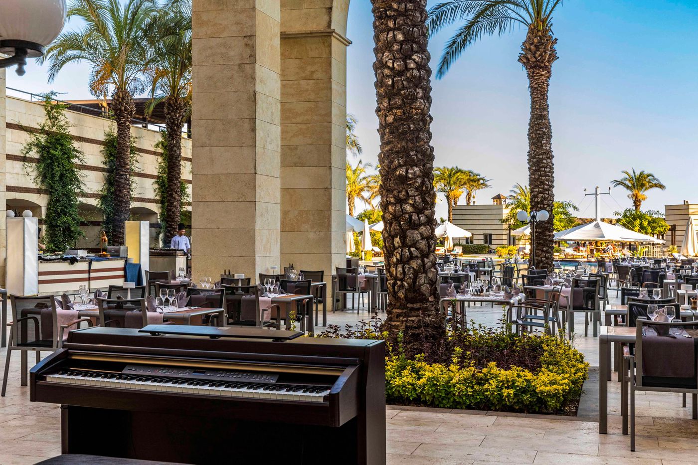 Kempinski-Hotel-The-Dome-Restaurant-20