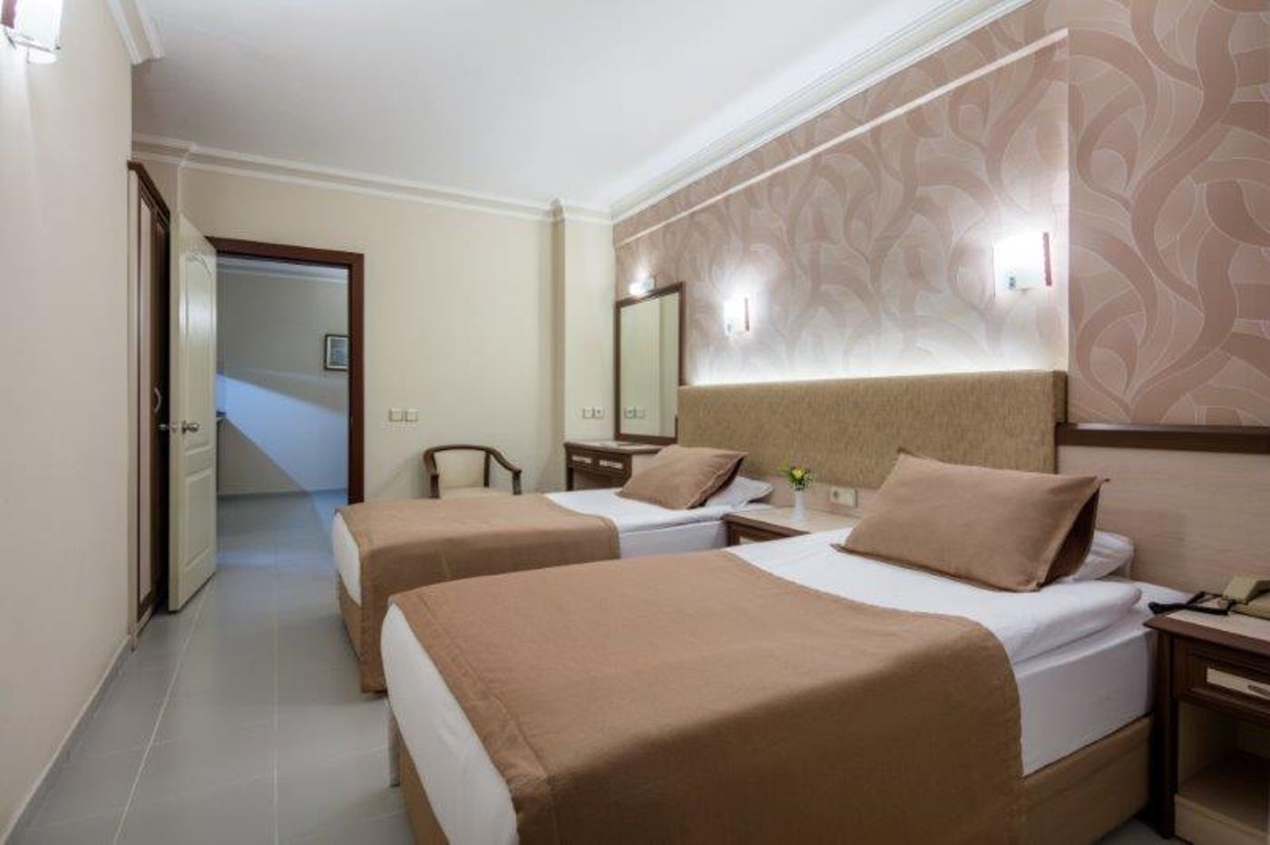 May Flower Apart Hotel