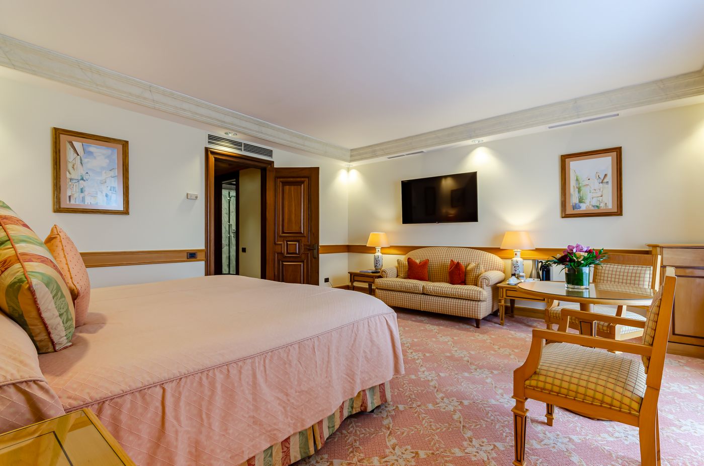 Olissippo-Lapa-Palace----The-Leading-Hotels-World-Room-22