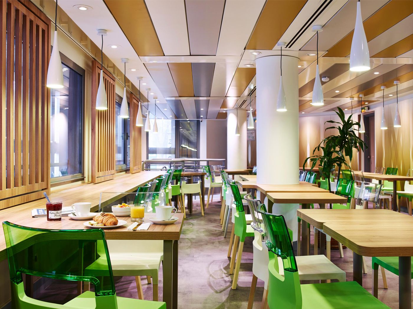 Median-Paris-Porte-de-Versailles-Restaurant-13