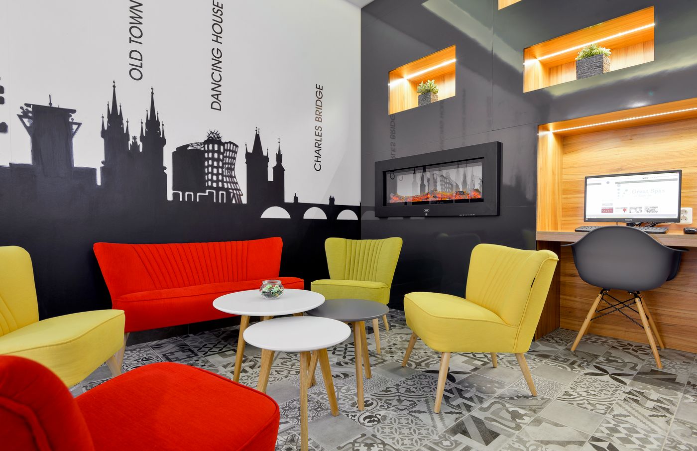 Hotel-Garden-Court-Lobby-4