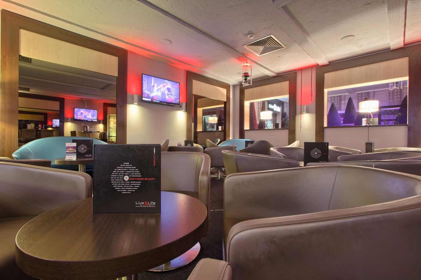Mercure-Paris-Velizy-Bar-12