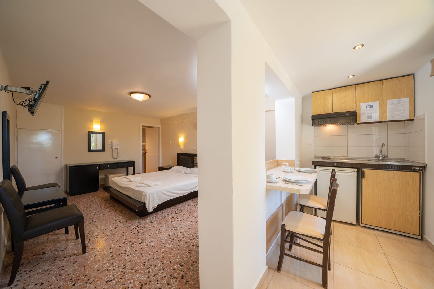 Lorenzo-Hotel---Apartments-Room-22