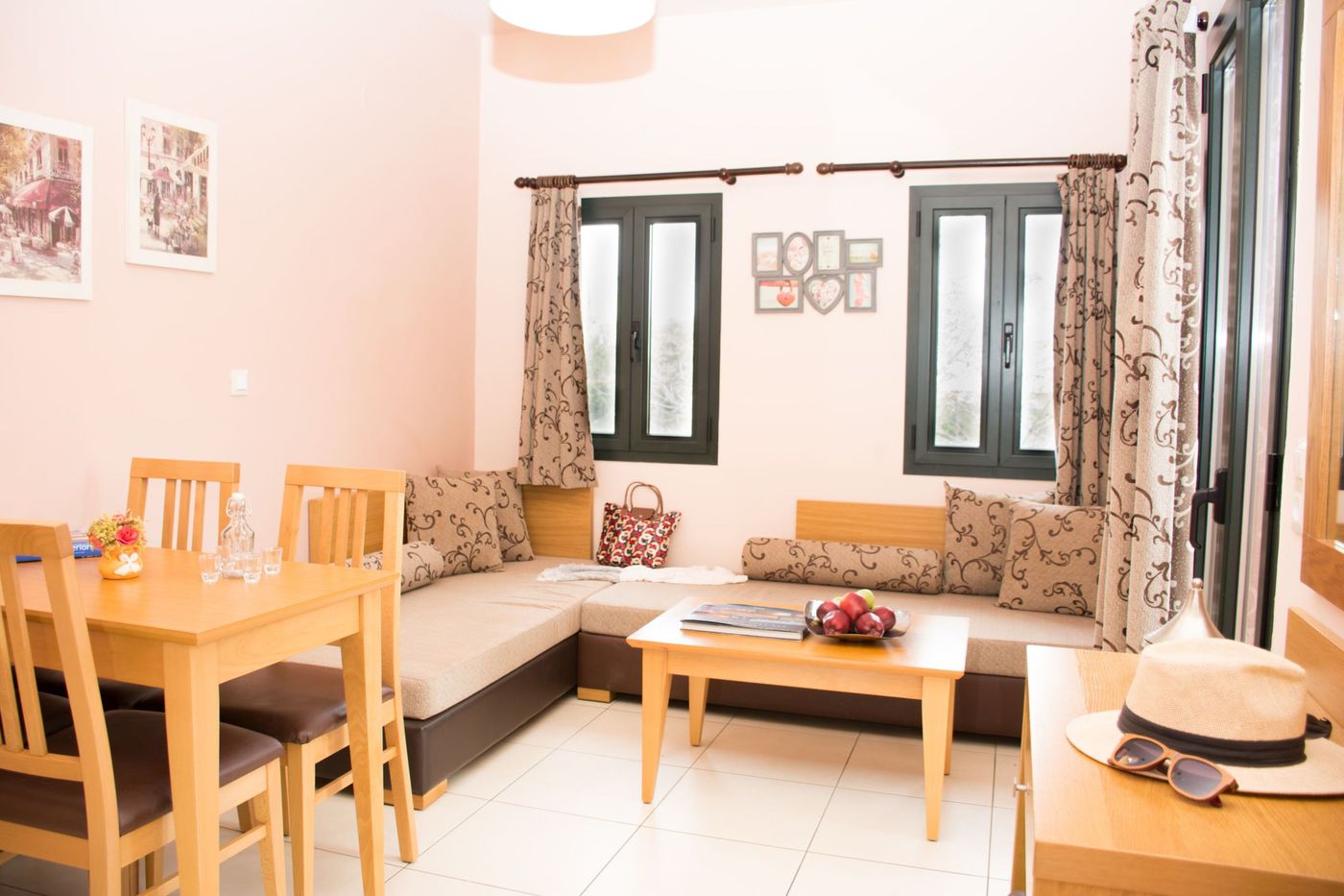 Marigianna Hotel Apartments & Studios