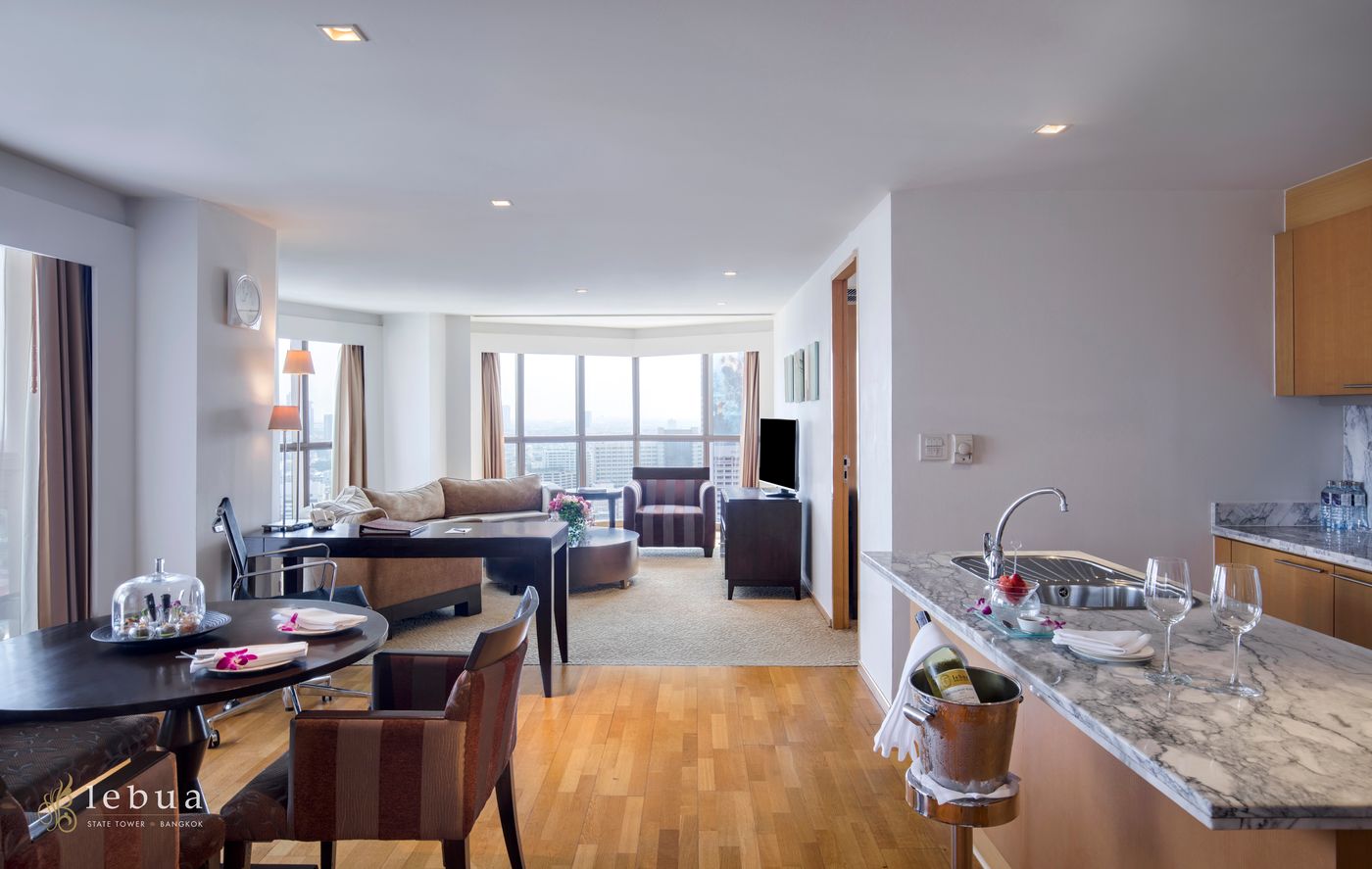 Lebua-at-State-Tower-Room-37
