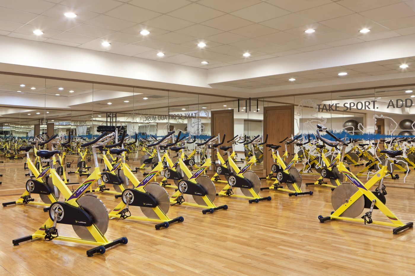 The-Westin-Dragonara-Resort-Sports-and-Entertainment-88