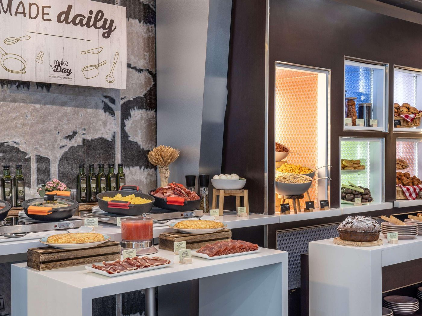 Novotel-Suites-Malaga-Centro-Restaurant-28