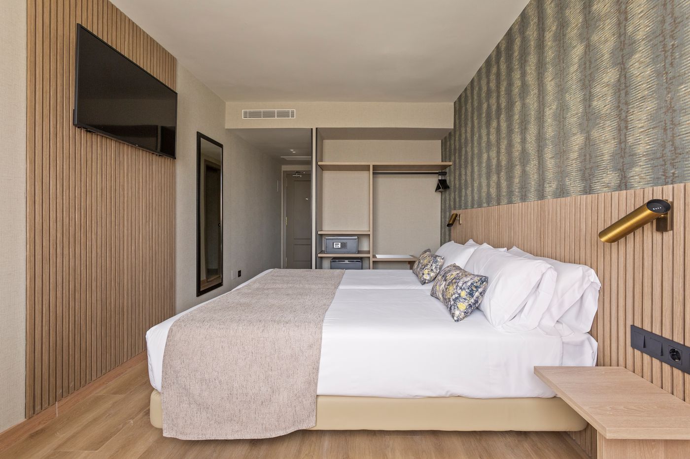 Acta-Piramides-Room-18