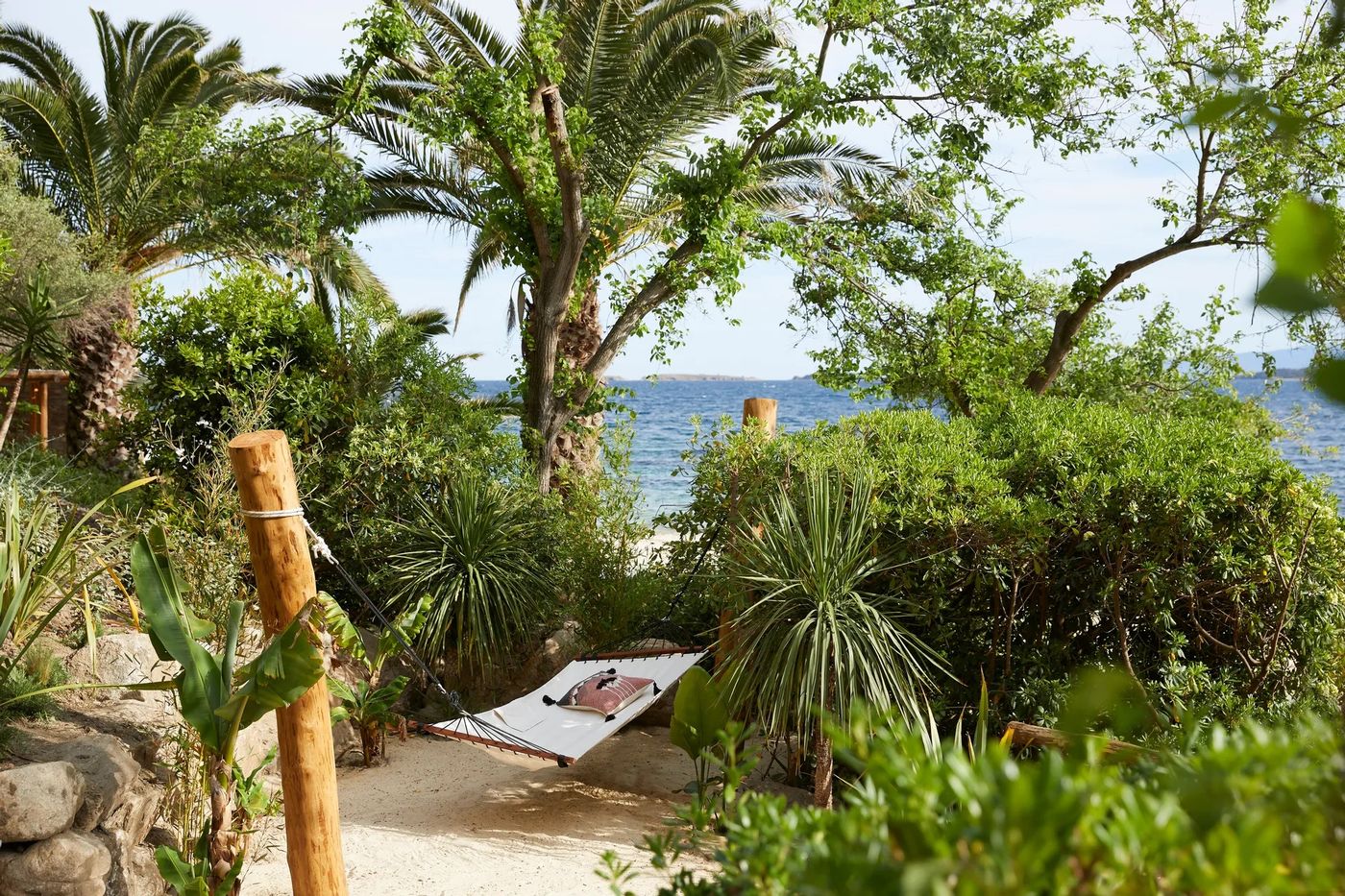 Eagles-Palace-Room-89